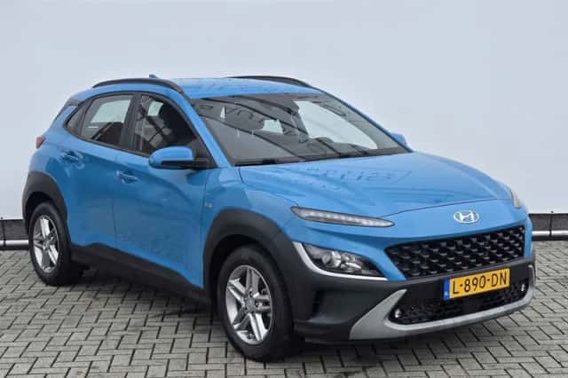 Hyundai Kona (2021) thumbnail 3