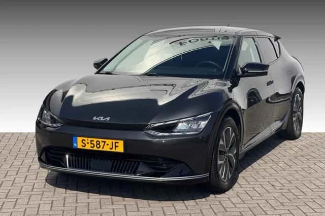 Kia EV6 (2023) thumbnail 1