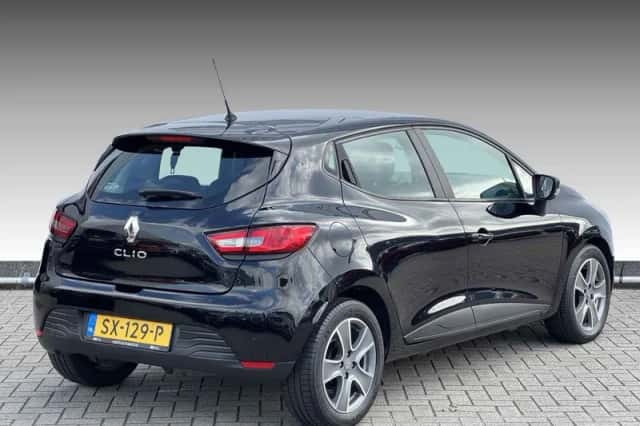 Renault Clio (2013) thumbnail 2