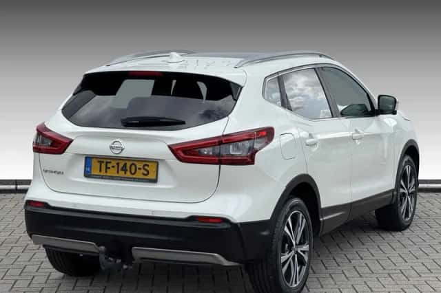 Nissan Qashqai (2018) thumbnail 2