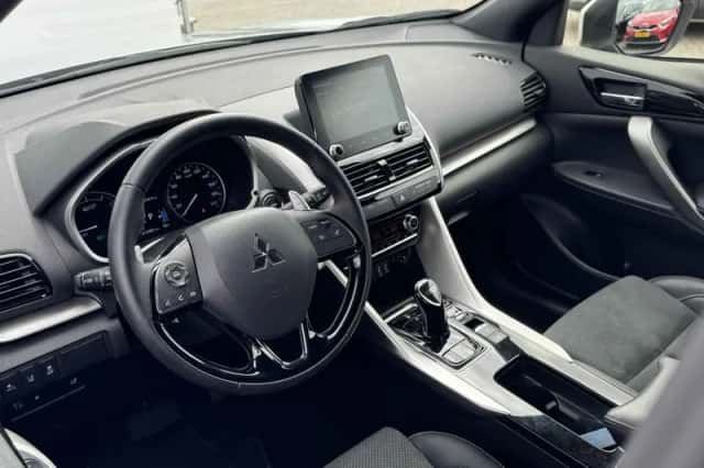 Mitsubishi Eclipse Cross (2024) thumbnail 4