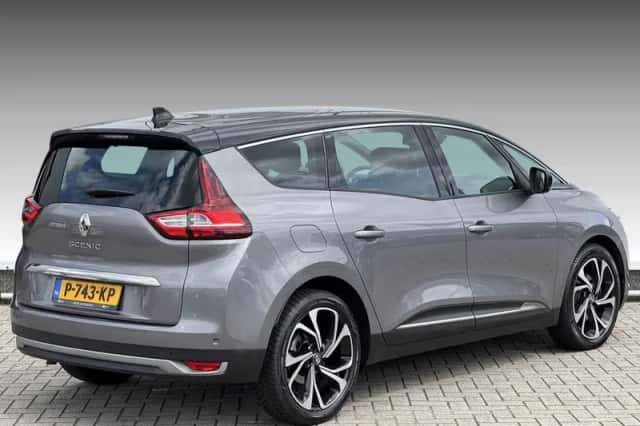 Renault Grand Scénic (2022) thumbnail 2