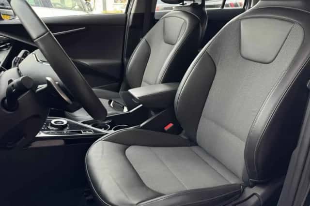 Kia Niro EV (2023) thumbnail 3