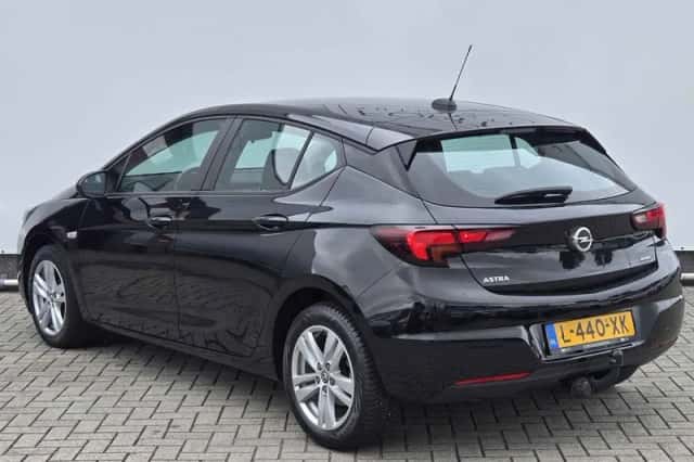 Opel Astra (2021) thumbnail 6