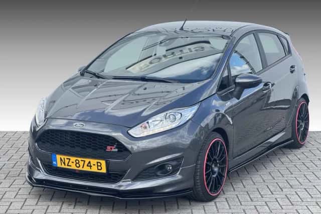 Ford Fiesta (2017) thumbnail 1