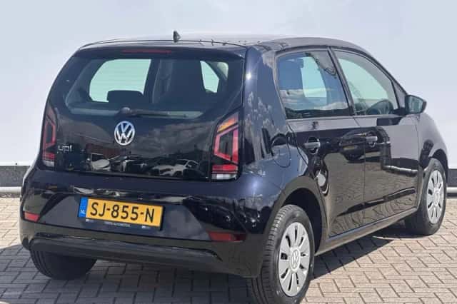 Volkswagen Up! (2018) thumbnail 2