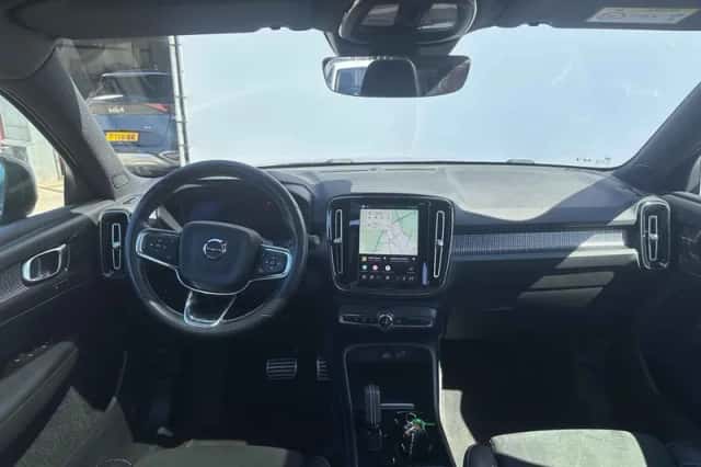 Volvo XC40 (2021) thumbnail 5