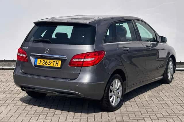 Mercedes-Benz B-Klasse (2012) thumbnail 2