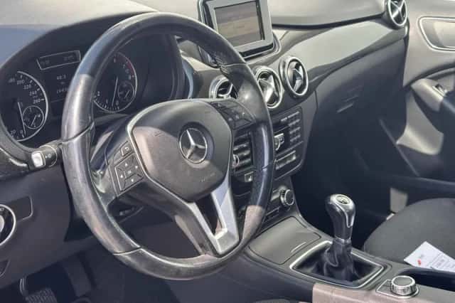 Mercedes-Benz B-Klasse (2012) thumbnail 3