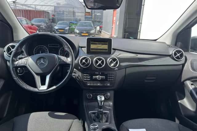 Mercedes-Benz B-Klasse (2012) thumbnail 4