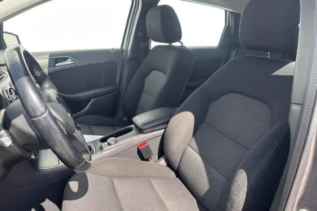 Mercedes-Benz B-Klasse (2012) thumbnail 5