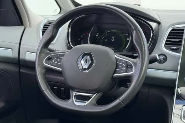 Renault Espace (2015) thumbnail 6