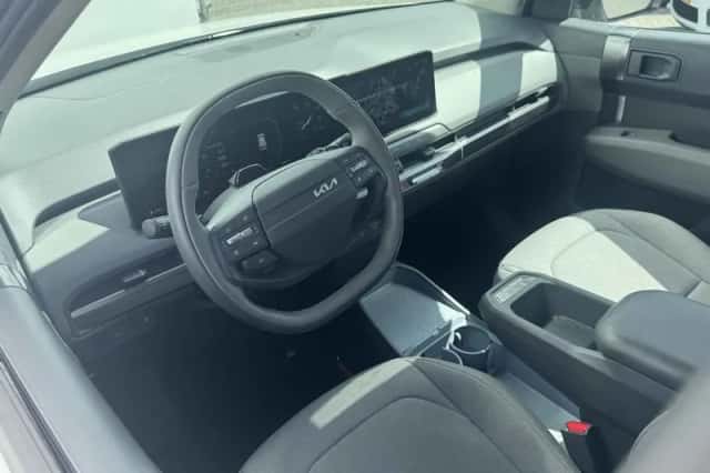 Kia EV3 (2025) thumbnail 4