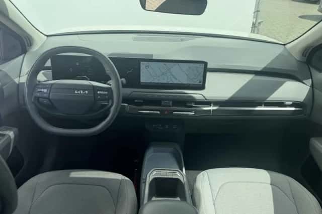 Kia EV3 (2025) thumbnail 6