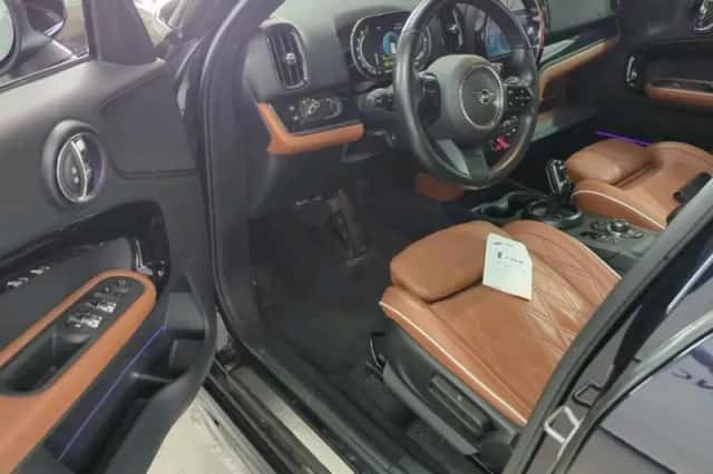 MINI Countryman (2022) thumbnail 4