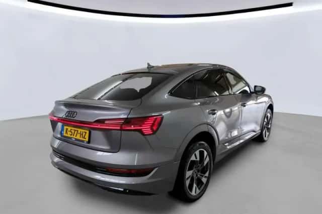 Audi e-tron (2020) thumbnail 2