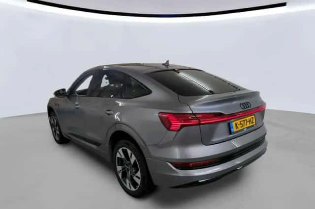 Audi e-tron (2020) thumbnail 4