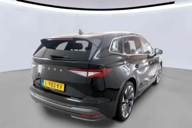 Škoda Enyaq (2021) thumbnail 2