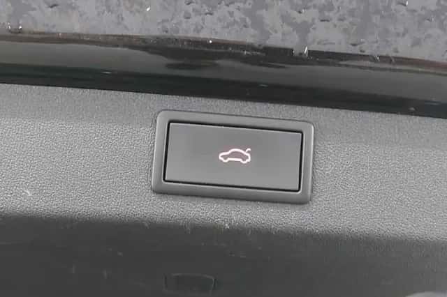 Škoda Enyaq (2021) thumbnail 5