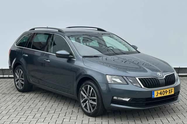 Škoda Octavia (2020) thumbnail 5