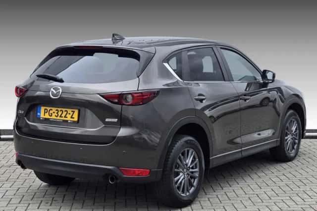Mazda CX-5 (2017) thumbnail 2
