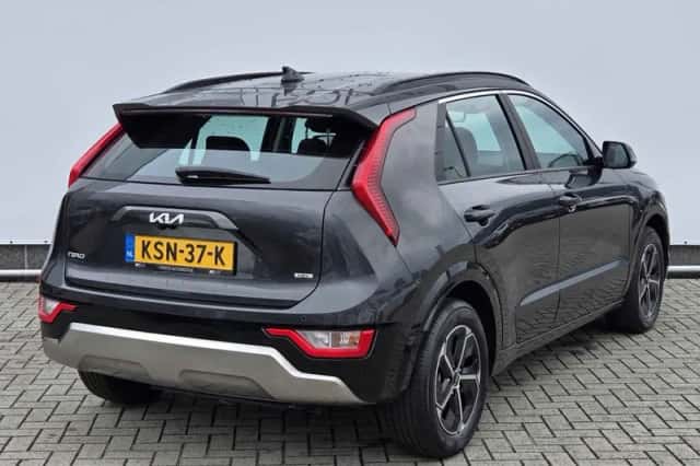 Kia Niro (2024) thumbnail 2