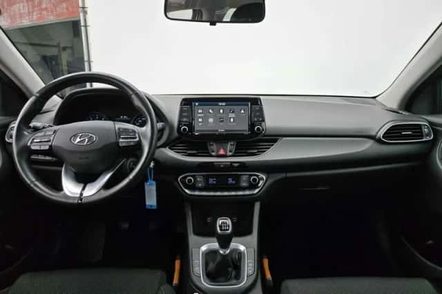 Hyundai i30 (2018) thumbnail 5