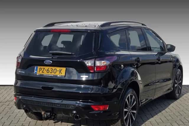 Ford Kuga (2017) thumbnail 2