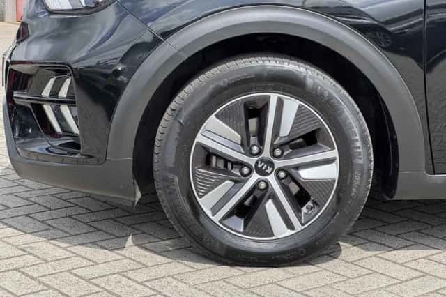 Kia Niro (2019) thumbnail 6