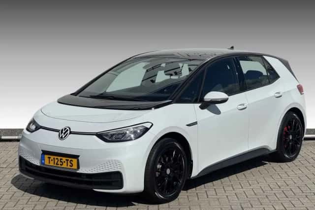 Volkswagen ID.3 (2021) thumbnail 1