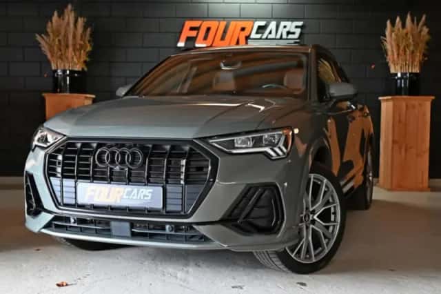 Audi Q3 (2023) thumbnail 1