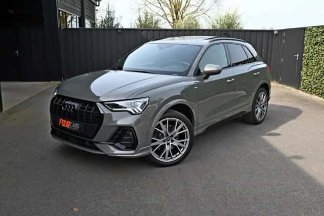 Audi Q3 (2023) thumbnail 3