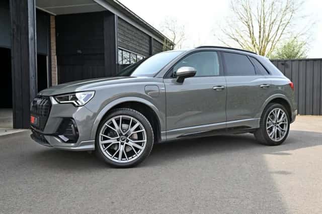 Audi Q3 (2023) thumbnail 6
