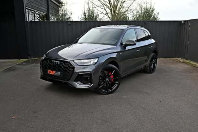 Audi Q5 (2023) thumbnail 3