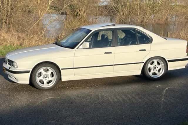 BMW M5 (1991) thumbnail 2