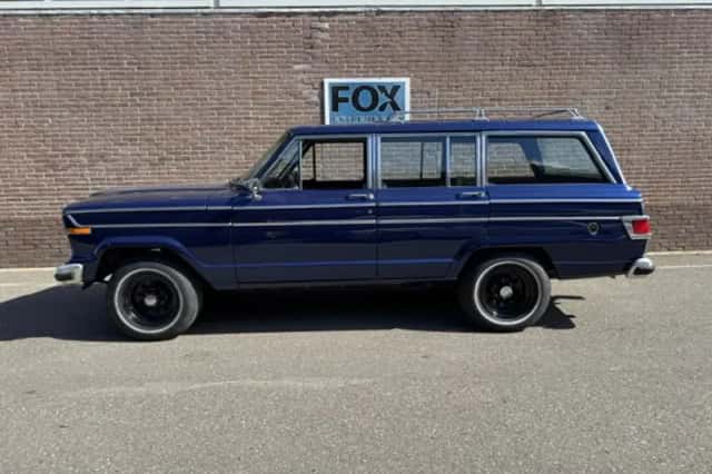 Jeep Wagoneer (1980) thumbnail 3