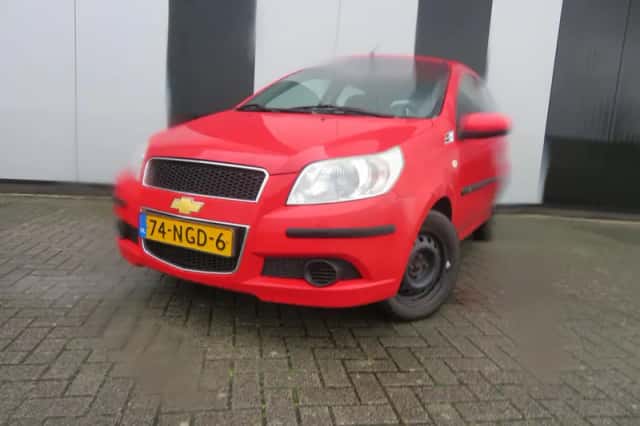 Chevrolet Aveo (2010) thumbnail 1