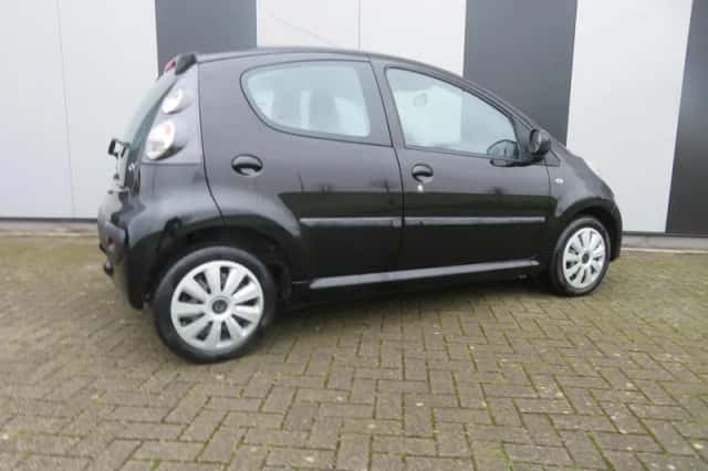 Citroën C1 (2010) thumbnail 4