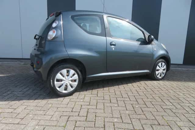 Citroën C1 (2009) thumbnail 3
