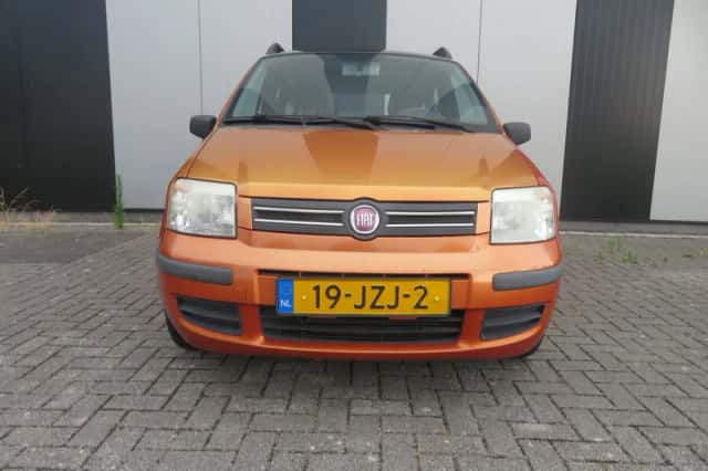 Fiat Panda (2009) thumbnail 2