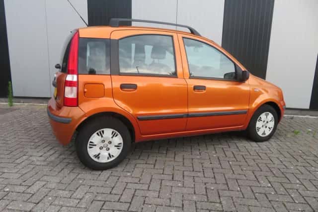 Fiat Panda (2009) thumbnail 3
