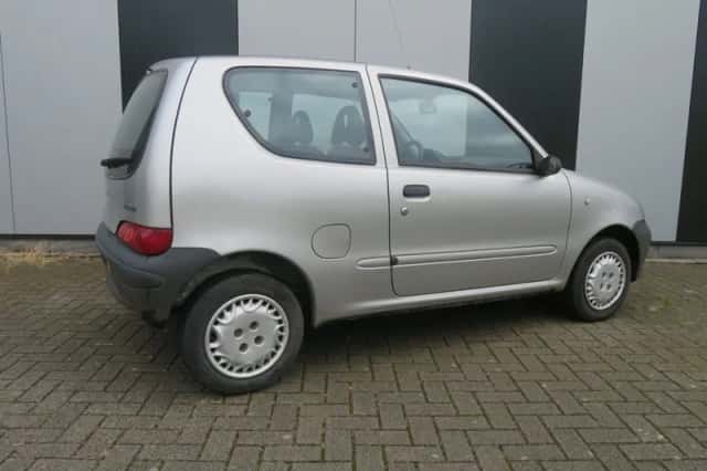 Fiat Seicento (2004) thumbnail 3