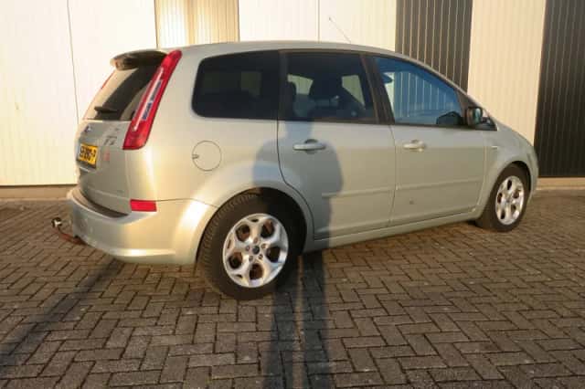 Ford C-Max (2010) thumbnail 3