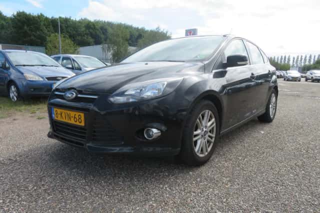 Ford Focus (2013) thumbnail 1