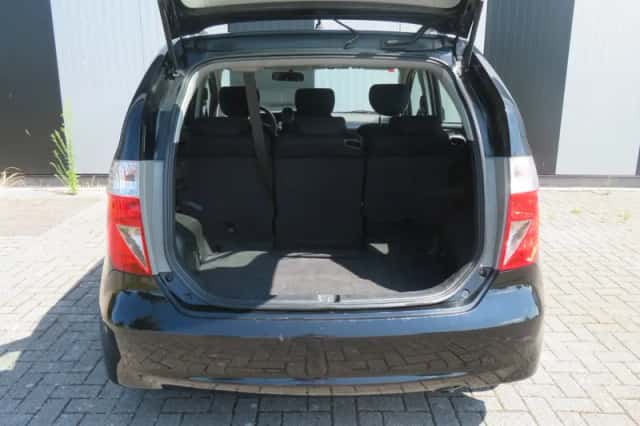 Honda FR-V (2006) thumbnail 5