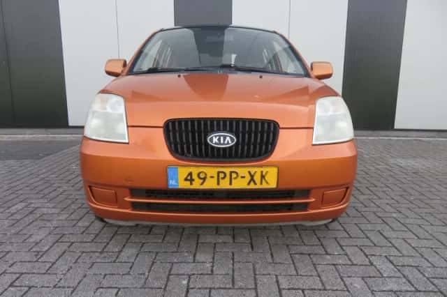 Kia Picanto (2004) thumbnail 2