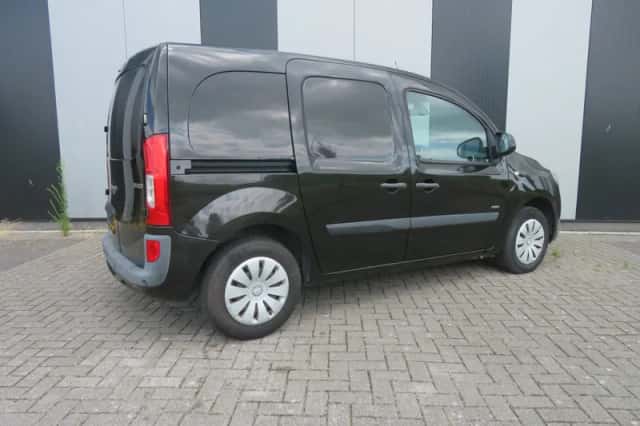 Mercedes-Benz Citan (2015) thumbnail 3