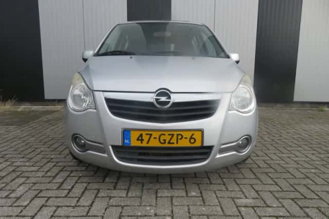 Opel Agila (2008) thumbnail 2