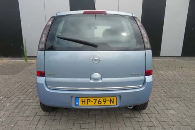 Opel Meriva (2008) thumbnail 4