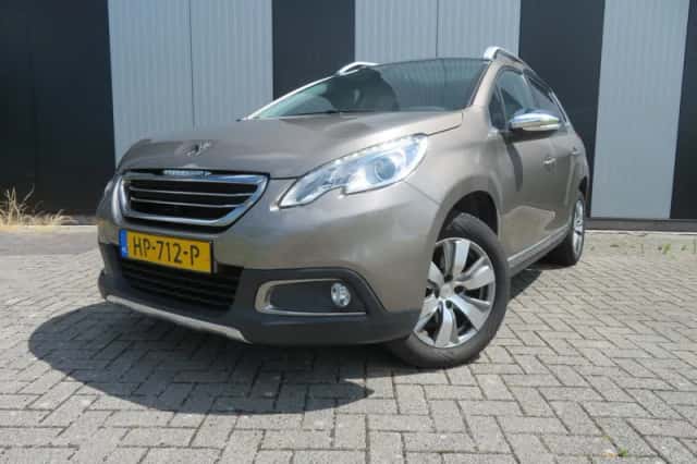Peugeot 2008 (2015) thumbnail 1